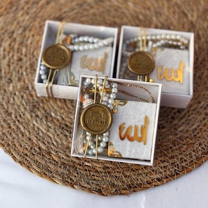 Personalized Velvet Mini Quran & Tasbeeh Set, Aqiqah Favor ,Ameen Favor, Islamic Baby Shower Favors, Welcome Baby Gift, Prayer Beads Favors