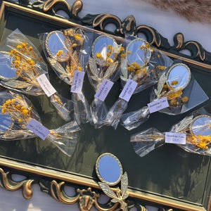 Specchio da fata vintage per bomboniere per addio al nubilato, matrimoni, Nikkah, fidanzamenti / Specchio rustico a mano con fiori secchi, idea regalo