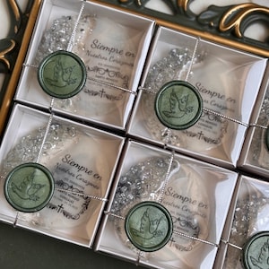 Personalized Grave Ornaments, Funeral favors for guests, Funeral Magnet Favor, Celebration of Life Gifts, Memorial Service Favors