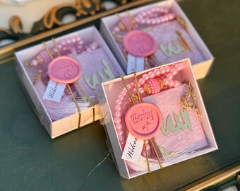 Islamic Baby Girl Gift Box - Allah Name Keepsake - Muslim Newborn Welcome Favor - Pink Tasbih Baby Shower Mevlid Gift for Guests
