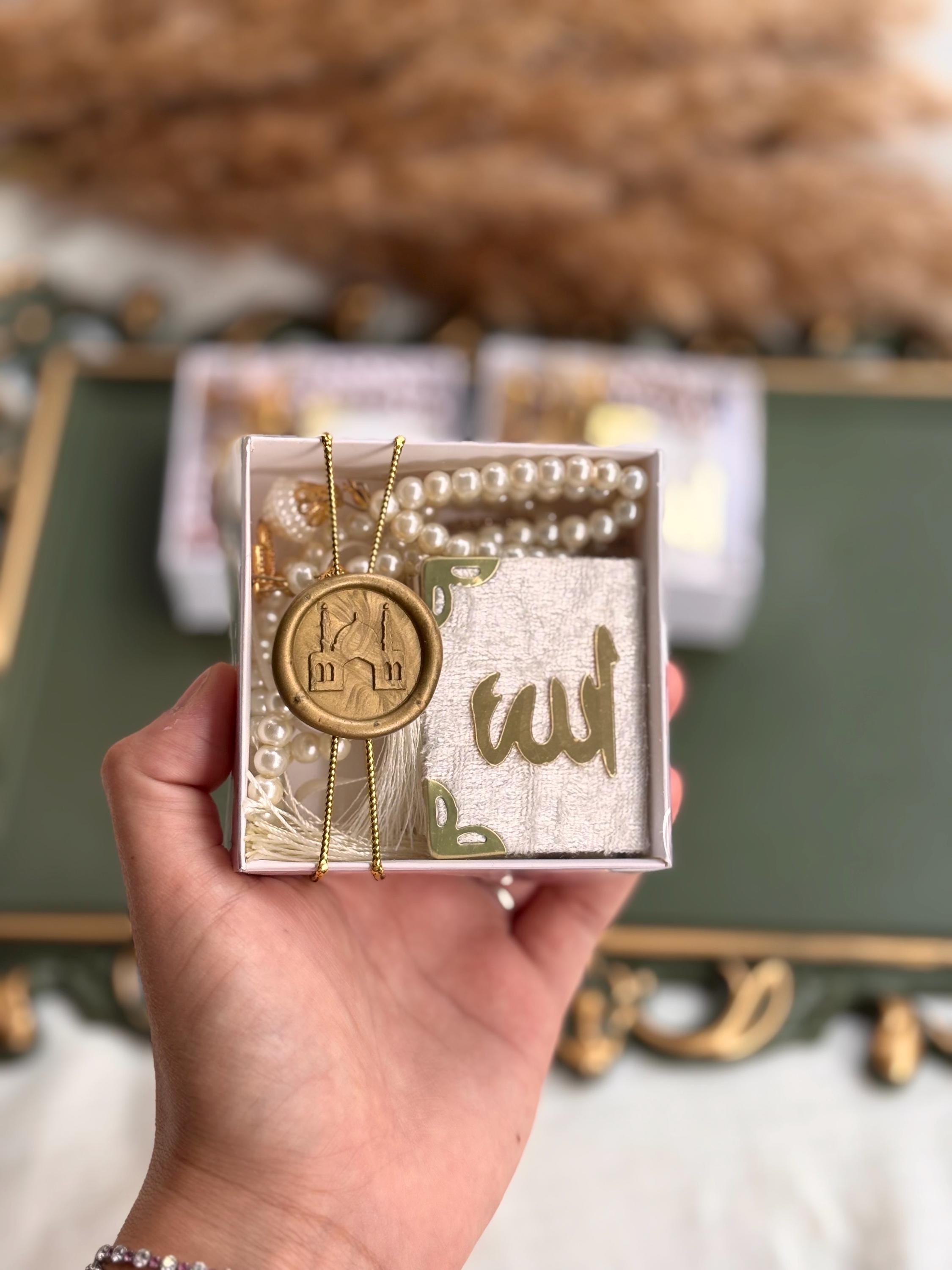 Personalized Mini Quran & Tasbeeh Set | Aqiqah, Ameen, Baby Shower Favors | Islamic Prayer Beads Gift | Welcome Baby Keepsake