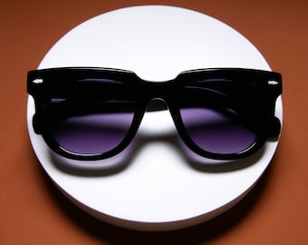 Lunettes de soleil surdimensionnées souples et carrées - Monture en acétate noir, verres violet dégradé (protection UV)
