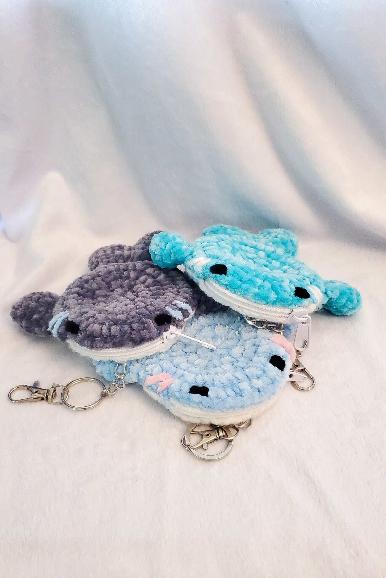 Krinisou Whale Shark Coin Purse, 2 Pcs Kids Plush Coin Pouch, Cute Kawaii  Wallet with Zipper Keychain, Small Embroidered Fish Sea Animal Change Purse