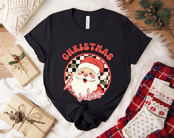 Retro Santa Christmas Vibes T-Shirt: Festive Holiday Tee