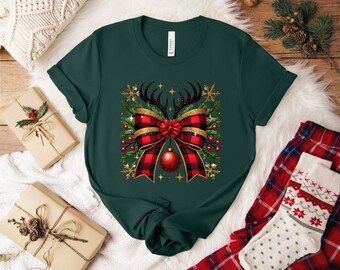 Reindeer Bow Christmas T-shirt: Festive Holiday Apparel