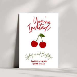 Tarjeta de invitación de cumpleaños con cerezas, plantilla coqueta, bricolaje, moderna, editable, descarga digital instantánea para fiesta, invitación de cóctel imprimible