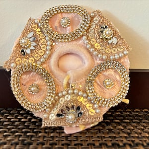 Kundan Poshak, designer Ladoo Gopal | Taille 0