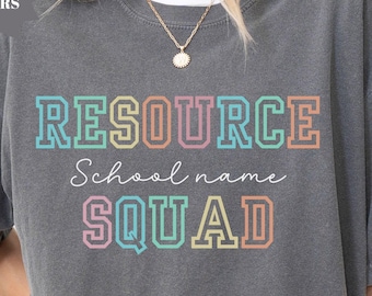 Camiseta del equipo de recursos, camiseta personalizada del equipo de recursos para maestros, camiseta de regreso a clases para personal de educación especial, regalo del equipo de recursos, camiseta con colores cómodos