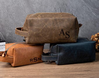 Personalized Men's Leather Toiletry Bag, Travel Toiletry Bag, Best Man Gift, Engraved Leather Travel Kit, Men's Accessory, Groomsmen Gift