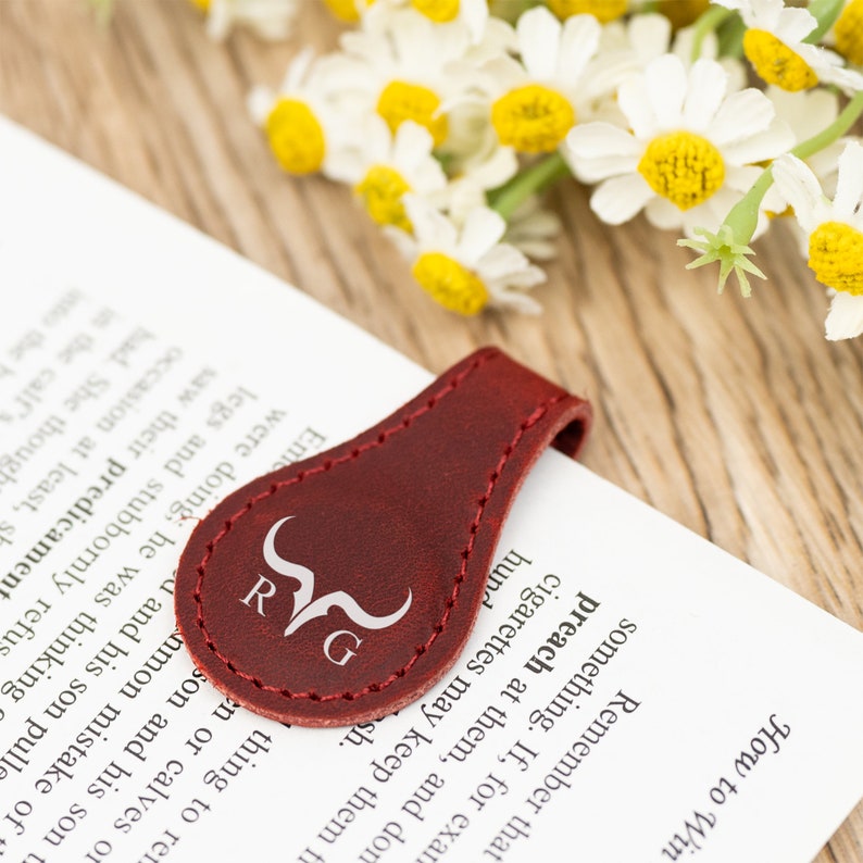 Personalized Leather Magnetic Bookmark,Customized Engraved Name Leather Bookmark,Book Lover Gift,Birthday Gift,Fathers Gift,Wedding Gift zdjęcie 6