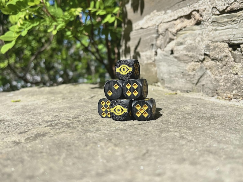 Gold Sarcophagus Deck Box: 3D Printed Card Storage for Yu-Gi-Oh! image 11