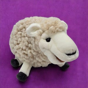 Folkmanis Hand Puppet Plush 15&quot; Long - &quot;Small Woolly Sheep&quot; Vintage Stuffed Toy