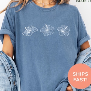 Comfort Colors® Hibiscus Flower Shirt, Tropical Flower Shirt, Summer Vibes Shirt, Vacation Shirt,  Beach Lover Shirt, Trendy Shirt for Women