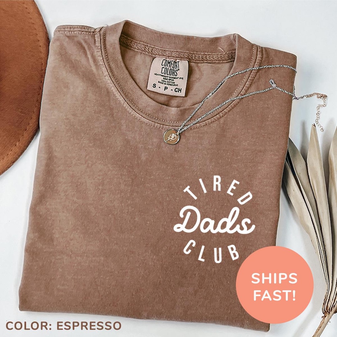 Dad - Gold Clubs (pocket) - Comfort Colors Tee
