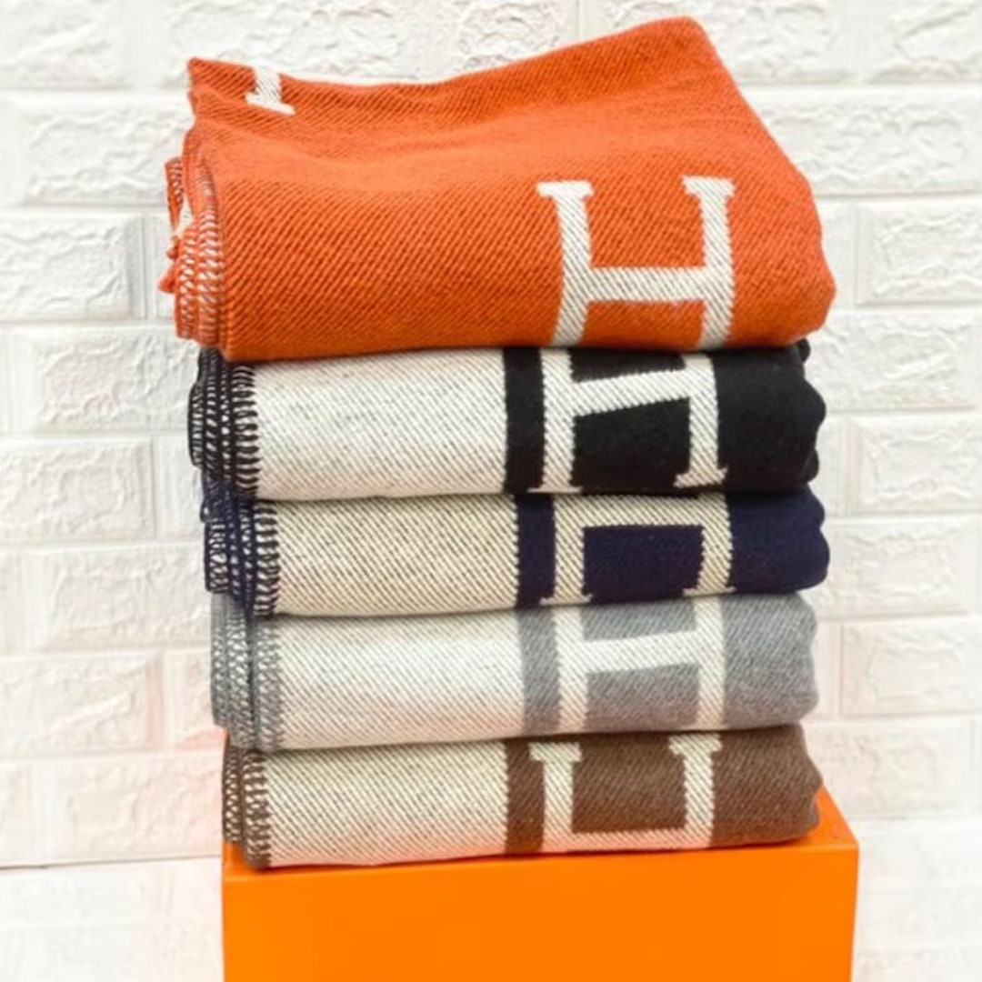Limited Sale Black H Blanket Hype Design Fashion Etsy