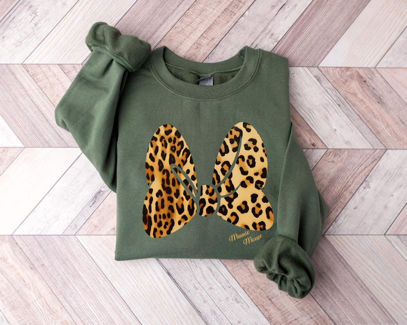 Minnie Mouse Leopard Print Sweatshirt - Disneyland Vacation Tee image 2