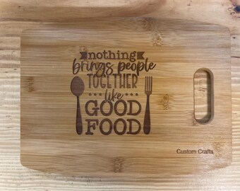 Tabla de cortar de bambú grabada: Diseño gastronómico de calidad