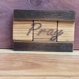 Pray Sign