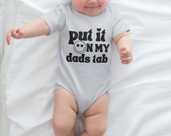 Póngalo en la pestaña de mi papá Onesie