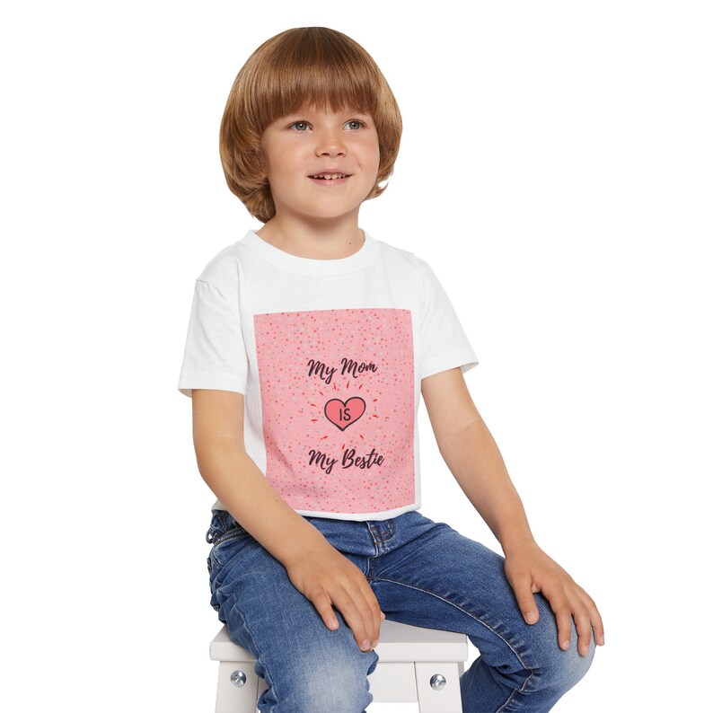 Mom's Bestie T-shirt pour tout-petit image 6