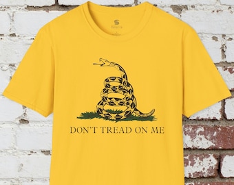 Don't Tread On Me Gadsden Flag T-Shirt, American Revolution Merchandise, Patriotic Shirt (CLASSIC - Black/Green)