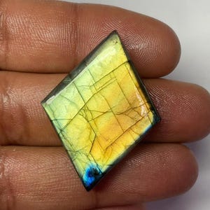 Zeldzame vuur labradoriet multi fancy vorm labradoriet losse edelsteen handgemaakte cabochon labradoriet voor het maken van sieraden (38 x 28 x 5 mm) 38 kt