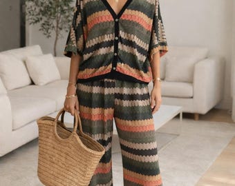 Conjunto de mujer boho chic con pantalón ancho y top abotonado, conjunto de verano con estampado de rayas, elegante conjunto casual de entretiempo, talla única.
