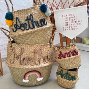 Personalisierter Aufbewahrungskorb mit Wunschfigur, Seegras Korb, spielzeugkiste spielzeugkorb Kinderzimmer Dekoration
