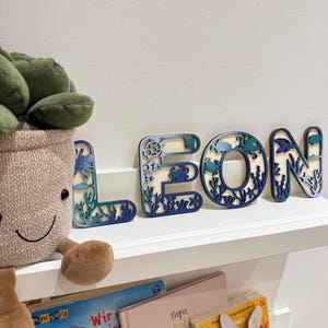 Letrero de puerta de madera personalizado, placa con nombre para habitación de los niños, letras de madera, decoración de la habitación de los niños, letrero de madera, bajo el agua