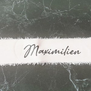 Place marker ribbon