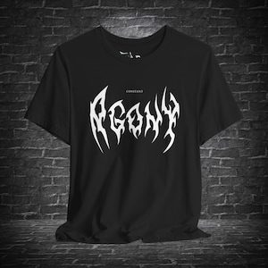 Camiseta con fuente de metal Constant Agony Camiseta con fuente de letras Lightning Camiseta con texto de meme atrevido Camiseta con humor negro Camiseta con fuente de banda de rock Camiseta con fuente de Death Metal