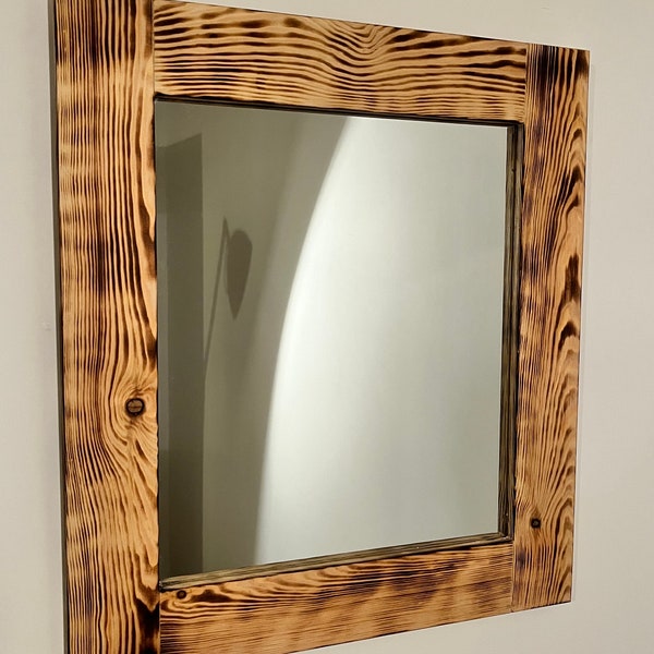 Miroir en bois