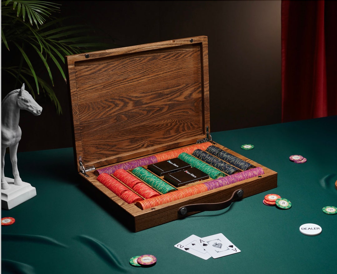 Personalized Wooden Poker Case 500 Chips Capacity, Free Case