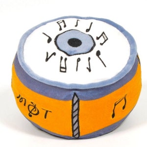 Pluche trommelspeelgoed - Zacht muzikaal speelgoed voor baby en peuter, fantasiespeldrumcadeau, decor muziekkwekerij, babyshowercadeau, zintuiglijk speelgoed, knuffel