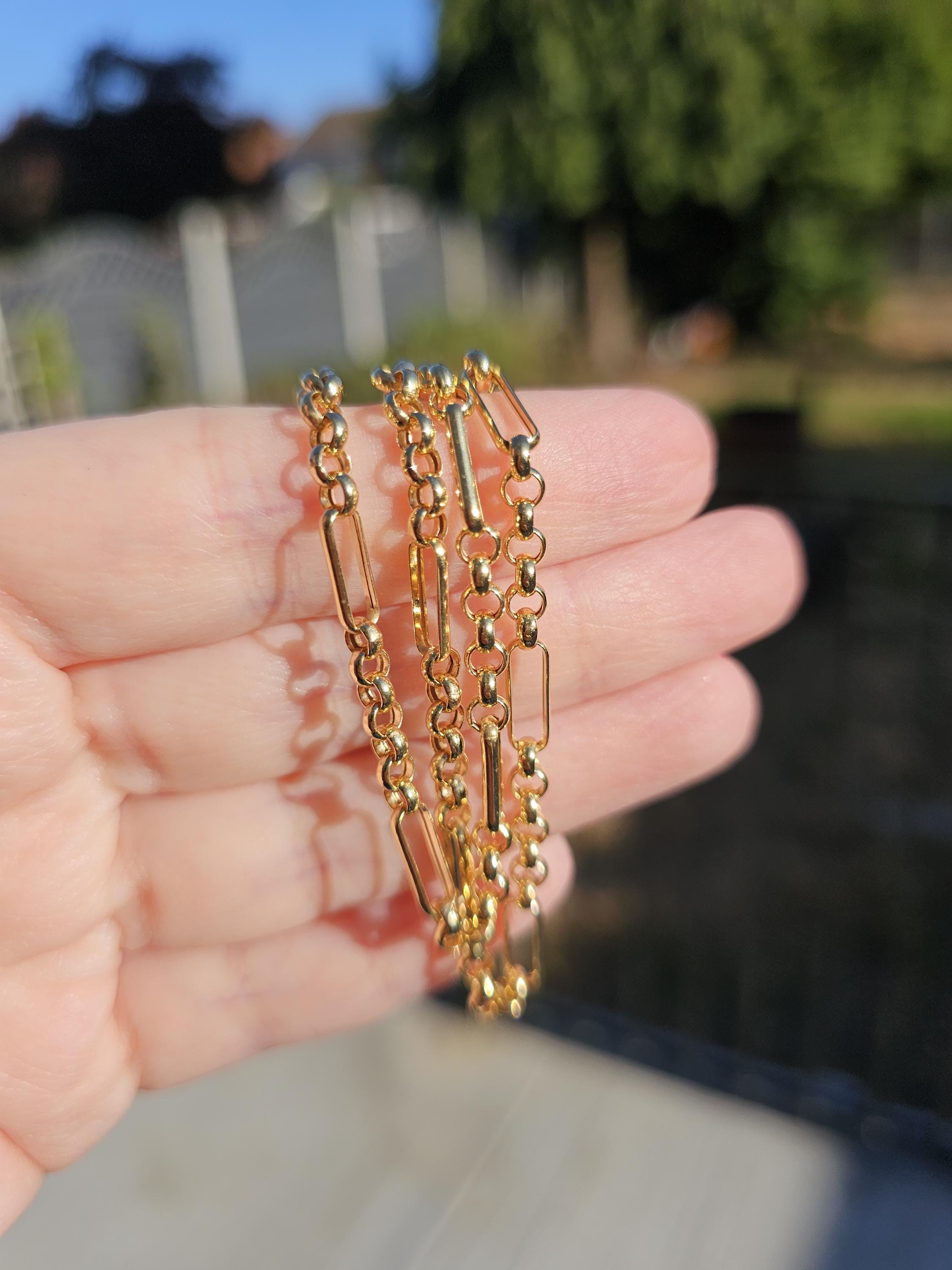 希少な1990年ヴィンテージ9カラットイエローゴールドフィガロ