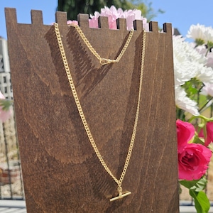 CIRCA 2000 VINTAGE PRISTINE 9ct Yellow Gold T-bar Curb Chain Necklace with Albert Dog Clip - 18&quot; - Gifts for Her 9k Graduation Birthday