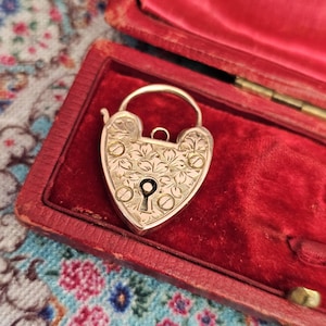 Antique 9ct Rose Gold Heart Padlock Charm Pendant, Opening Lock Charm, Articulated Gold Padlock, British Gold Charm, Antique Style Jewellery
