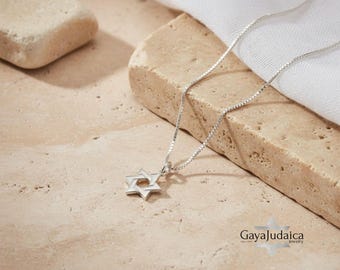 Collana con piccola Stella di David in argento sterling: oggetto di giudaica, regalo ebraico