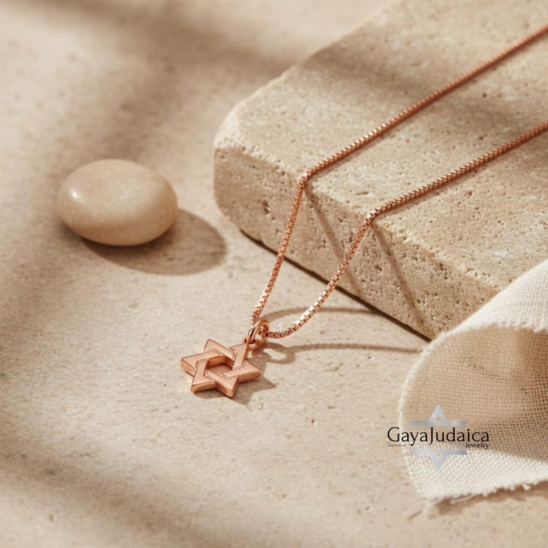 Collana con piccola Stella di David in argento sterling: oggetto di giudaica, regalo ebraico immagine 10