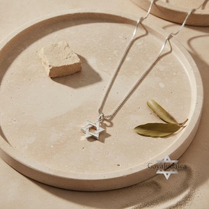 Collana con piccola Stella di David in argento sterling: oggetto di giudaica, regalo ebraico immagine 12