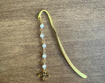 Pearl Mistletoe Bookmark