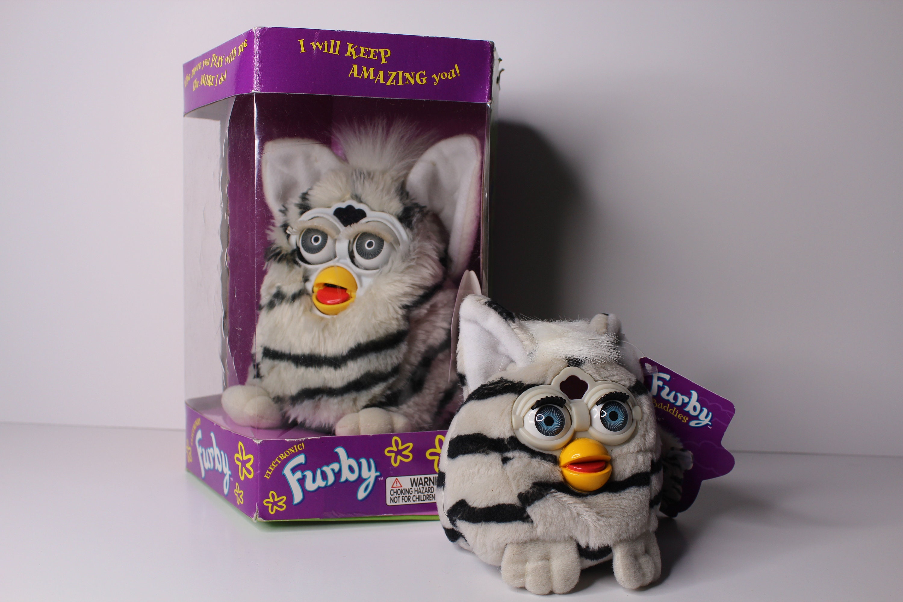 ファービー 98年もの フィギュア VTG 1998 FURBY ORIGINAL UNOPENED Box Brown Tan 1st Edition