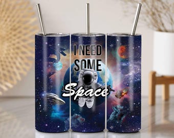 Lustiger Astronaut Trinkbecher: Ich brauche etwas Platz, Galaxy Design (Digitaler Download)