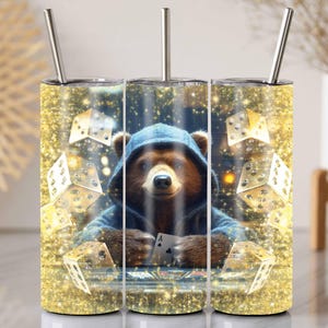 Poker Bear Tumbler Wrap, 20 Oz Skinny PNG, Design casinò con cappuccio blu, Carta da gioco Ace, Sublimazione dadi fortunati, Idea regalo Vegas