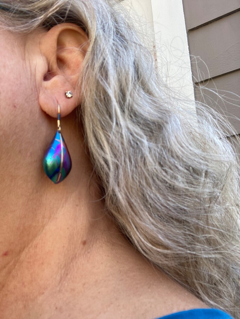 Purple Holly Yashi Titanium Nobium Processed Earrings With 14k Gold Etsy