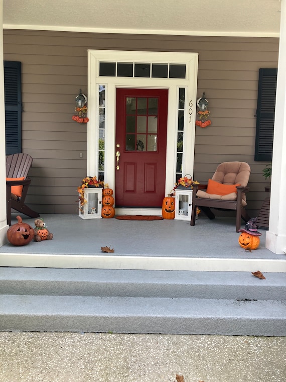 Moonstone silver post earrings - image 3