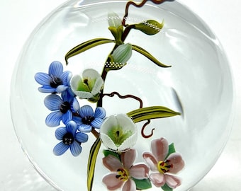 Mayauel Ward signed Lampwork Floral 2001 Paperweight-