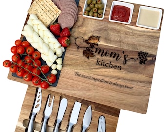 Personalized Charcuterie Board Gift for Mothers Cutting Board Serving Board Mother's Day Gifts Cheese Boards Gift for Women