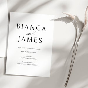 Puede incluir: Una invitación de boda minimalista con los nombres Bianca y James, la fecha 4 de agosto de 2025 y la ubicación de la ceremonia en la Iglesia de San Martín. La recepción se llevará a cabo en el restaurante Borcelle.