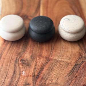 1 Small Jewelry Box Made from Jesmonite | trinket pot | home decor | Gift |